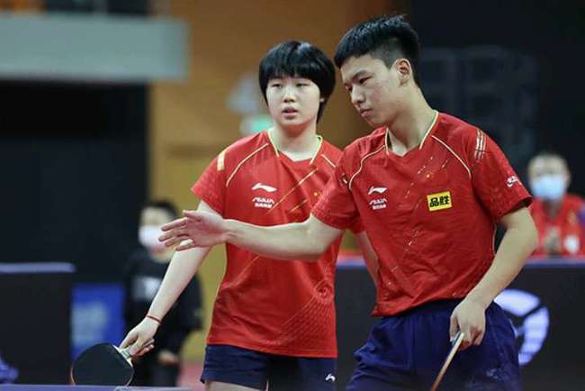 球队上海举 球队上海举