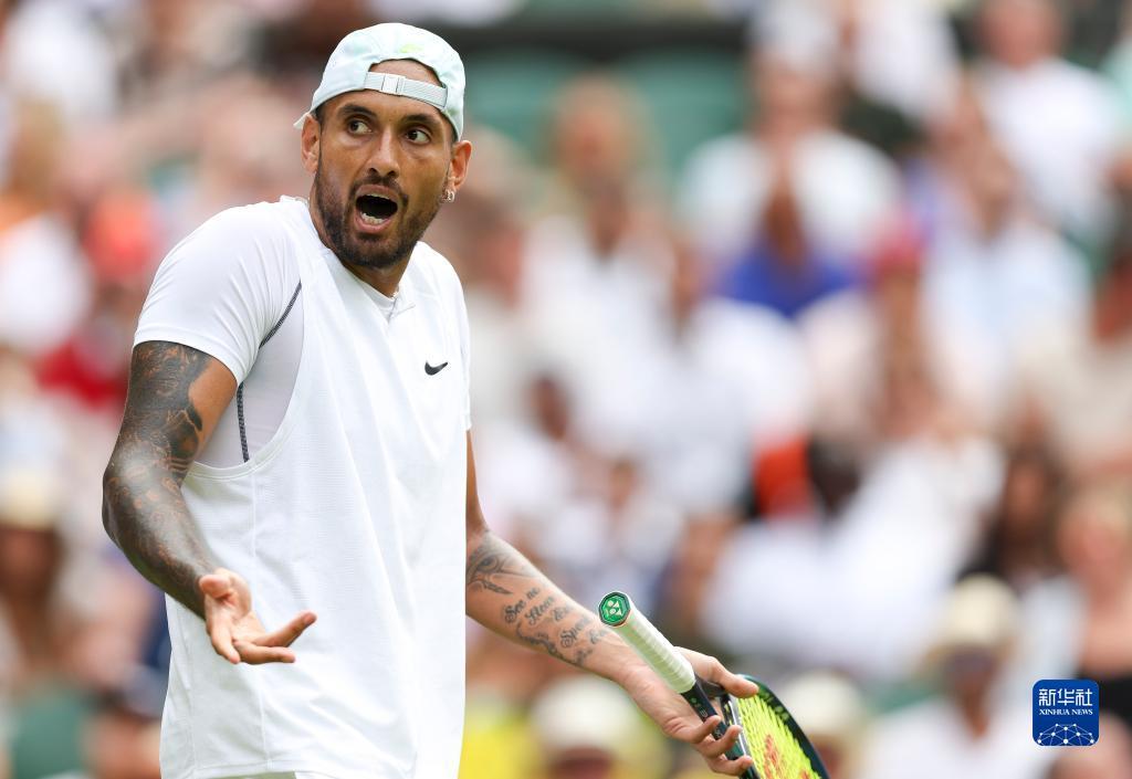 军的强劲竞 军的强劲竞