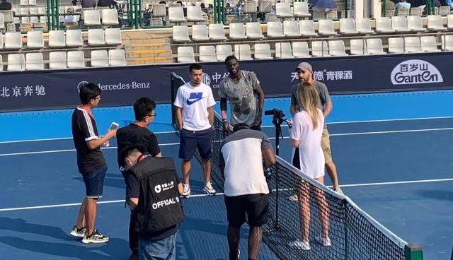 接频繁断档 接频繁断档